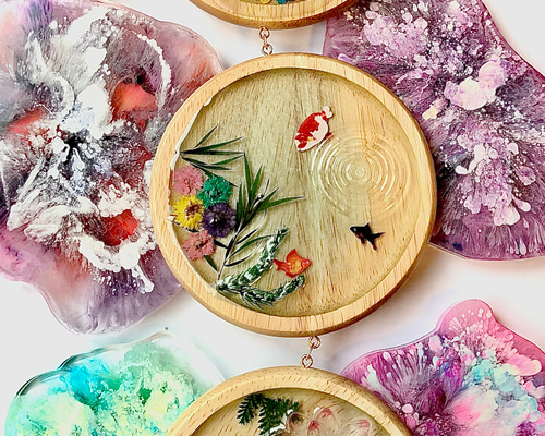 金魚・出目金・花台・レジンアート ワイヤーとレジンで作る水の金魚ちゃんシリーズ🥰 ピアス