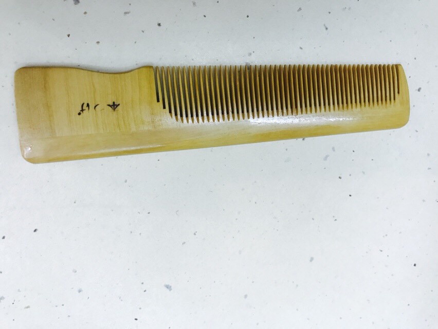 【椿油仕上】 本つげ櫛  縦型