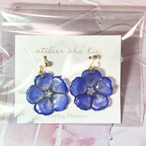 N.81 ゆれる♡ くすみブルー ドライフラワー サークル マーブル イヤリング N.81 ゆれる♡ くすみブルー ドライフラワー サークル マーブル イヤリング