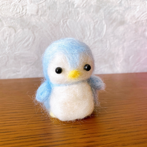 紳士ペンギン ぬいぐるみ アーティストベア 海外作家様 ハンドメイド ペンギン 手芸キット 『ことりのぬいぐるみキット ペンギン NUBK-03