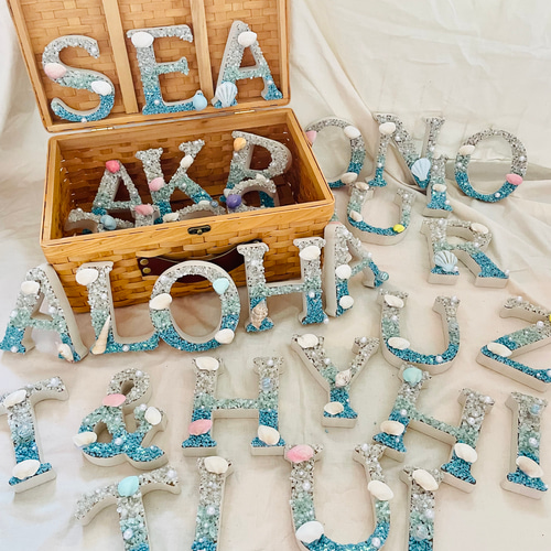 イニシャルオブジェ　うさまる柄オーダーページ イニシャルオブジェうさまる柄オーダーページ