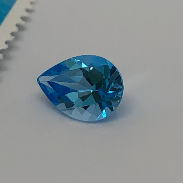 しずく型ダイヤカットSBT-2 スイスブルートパーズ 天然石 水晶ストア