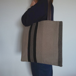 A4サイズ対応   軽量    畳み織り鞄    ショルダーバッグ    ｢ビター・パレット｣ 6枚目の画像
