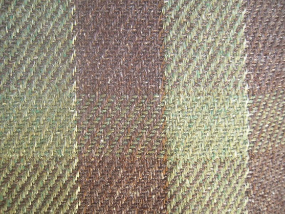 絹のマフラー（緑・大格子） 2枚目の画像