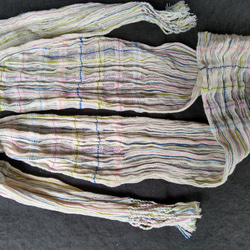 絹のマフラー（強撚糸・白・格子） 5枚目の画像