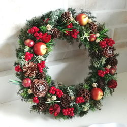 赤リンゴと木の実のナチュラルクリスマスリース 3枚目の画像