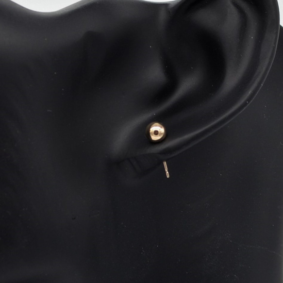 K18ピンクゴールド・5mmボールピアス（シリコンキャッチ付）両耳分 2枚目の画像