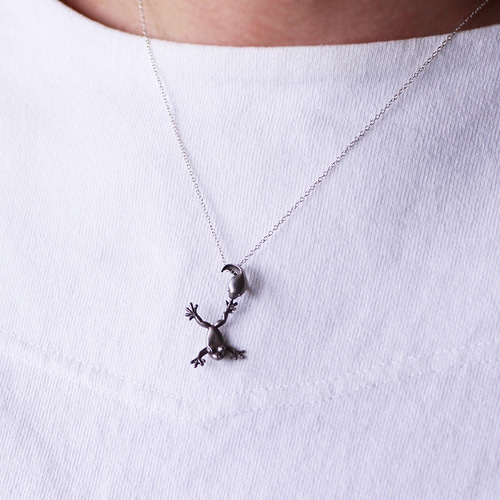 カエルの子はカエルのシルバーペンダント ネックレス・ペンダント