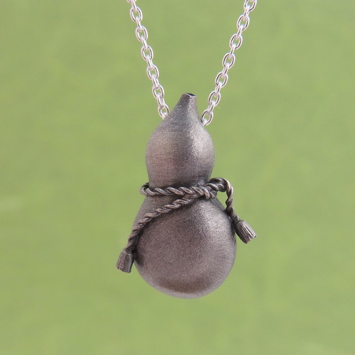 根付   ★瓢箪から駒 根付 ☆瓢箪から駒