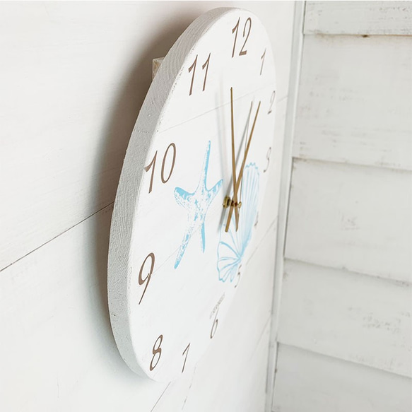 シェルとスターフィッシュのロゴプリント時計　ハワイアンウォールクロック　木製壁掛け時計 3枚目の画像