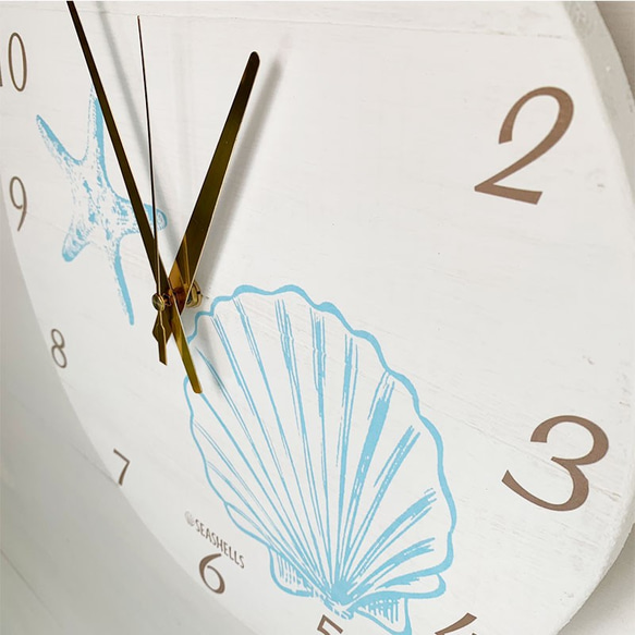 シェルとスターフィッシュのロゴプリント時計　ハワイアンウォールクロック　木製壁掛け時計 5枚目の画像