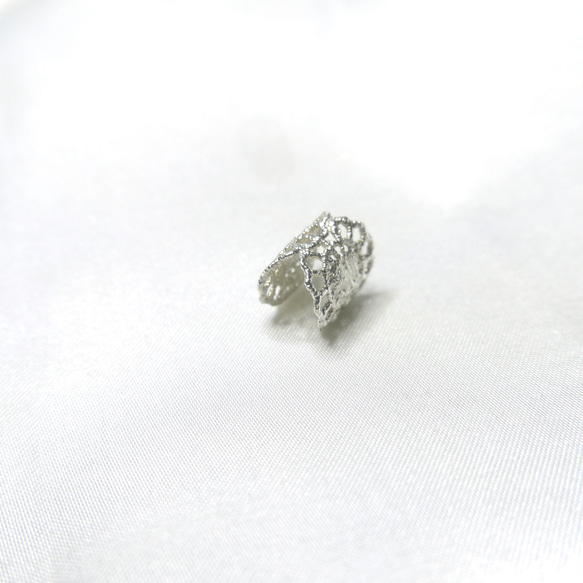 Sunflower lace earcuff (SV) 6枚目の画像