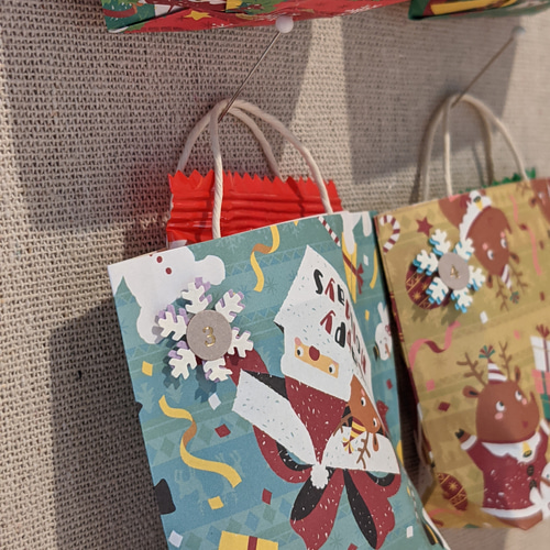 【LEISURE CLUB】クリスマス アドベント カレンダー 紙袋 LEISURE CLUB】クリスマス アドベント カレンダー 紙袋