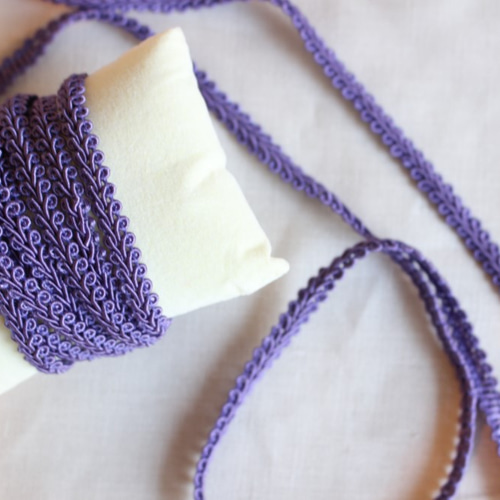 紫のブレードリボン