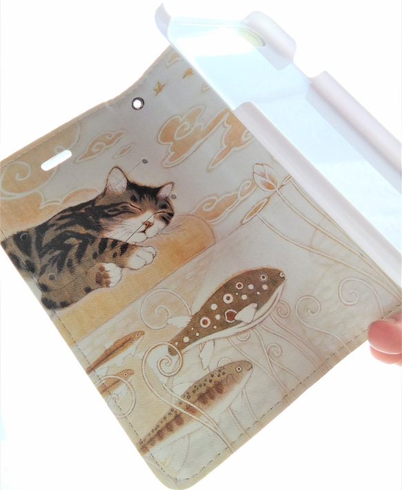 ＜iPhone＞手帳型スマホケース ベルト無し 内側印刷対応　猫  キジトラ白 サバトラ白 トラ猫 シマ猫 <調和> 8枚目の画像