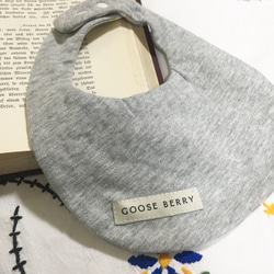 GOOSE BERRY ビンテージ  スタンプ刺繍のスタイ 3枚目の画像