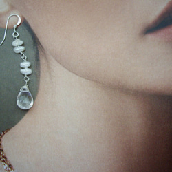 清除石英和淡水珍珠長耳環（耳環）SV925 第2張的照片
