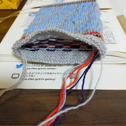 SALE 手首すっぽりウール100%【ラトビア·ロング·ミトン】手編み手袋