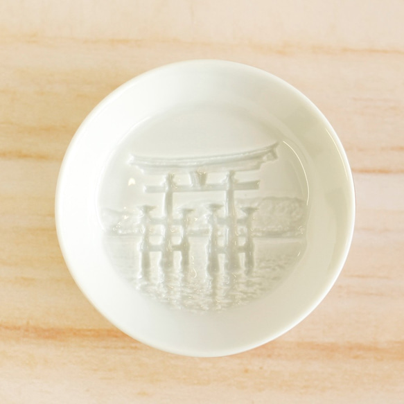嚴島神社の醤油皿 2枚目の画像