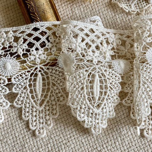 アンティーク風ゴージャス葉っぱ刺繍ケミカルレース10.5cm 幅-1M