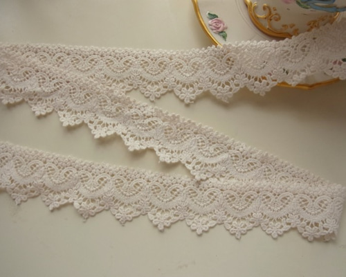 ヨーロッパ　アンティークレース　ハンドメイド刺繍　2点セット 1_fca7aee8262f6503275476f4475e