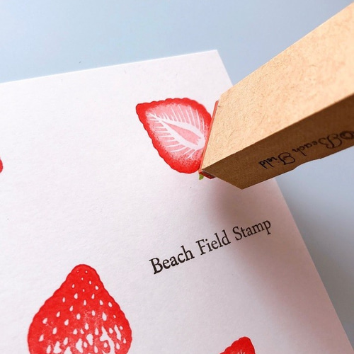 一点限り♡未使用　スタンピンアップ　お洒落なフランス語　いちごのスタンプとパンチ 一点限り♡未使用 スタンピンアップ お洒落なフランス語 いちごの
