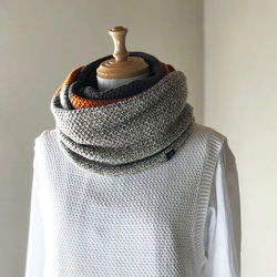 Guru Guru Cashmere Super Long Snood 3WAY Triad Beige Heather/Ora 第2張的照片