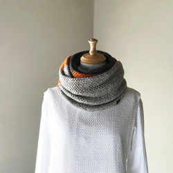 Guru Guru Cashmere Super Long Snood 3WAY Triad Beige Heather/Ora 第4張的照片