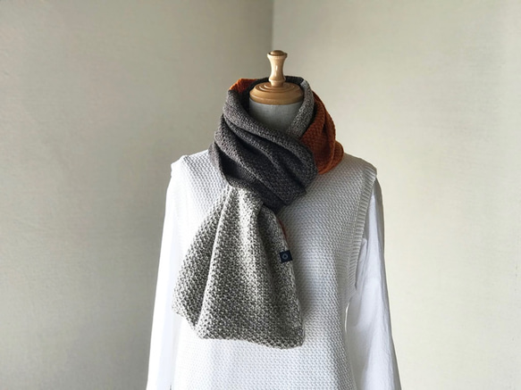 Guru Guru Cashmere Super Long Snood 3WAY Triad Beige Heather/Ora 第6張的照片