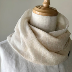 蓬鬆的棉絲紗布撚線圍裙面板圖案自然米色 第2張的照片