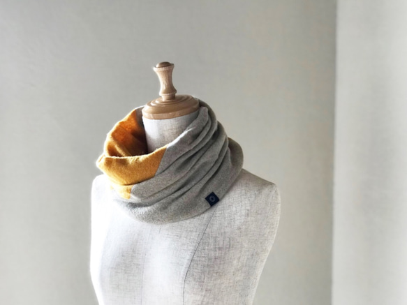 『まさき様専用』温度を纏う 純カシミヤのふわふわBi-colorねじりスヌード  Beige/Musterd 2枚目の画像