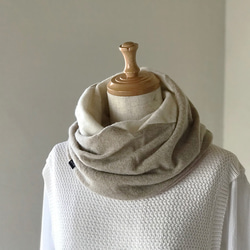 Pure Cashmere Twist Reversible Snood Triad L 粉色/白色/米色 第5張的照片