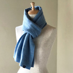 縮絨Woolの筒編みふっくらマフラー L/Blue 2枚目の画像