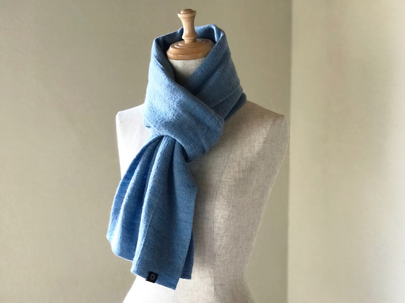 縮絨Woolの筒編みふっくらマフラー L/Blue 2枚目の画像