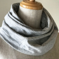 麻針織和棉針織的纏結灰色調 第3張的照片