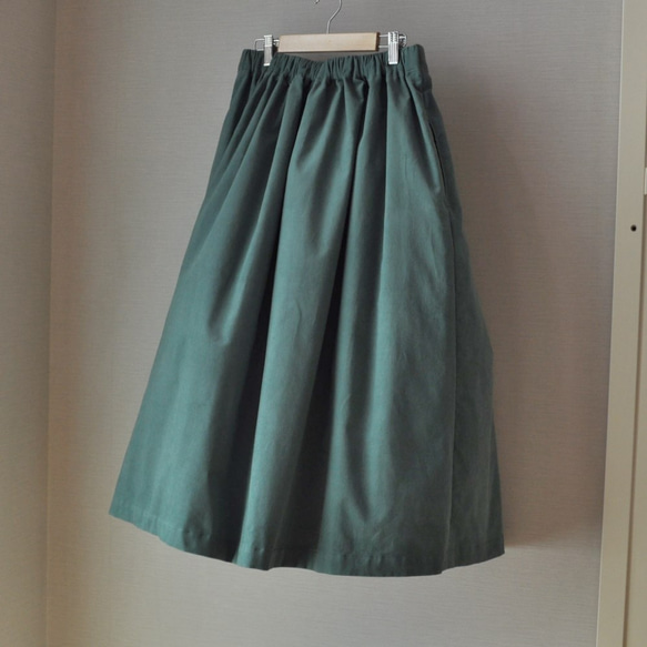 暖か冬服・細コーデュロイ　スカート　ブルーグリーン 2枚目の画像