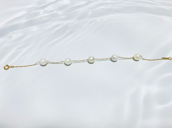 7mm 珍珠站手鍊（金鍊）～Akoya 珍珠白～ 第4張的照片