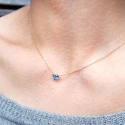 10K金製.藍色藍寶石項鍊 三角形切割 [XSORI luxe 系列] 第4張的照片