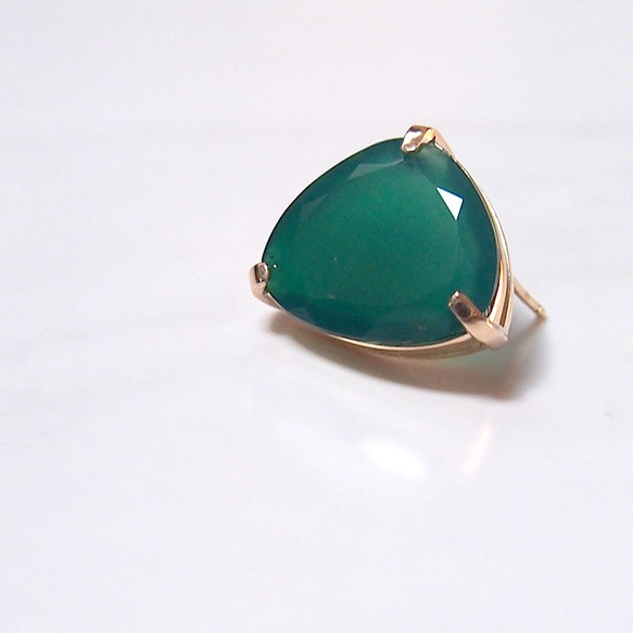 1点もの■Green agate 　片耳ピアス 2枚目の画像