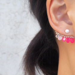 一隻耳朵的粉紅色寶石耳環（單只） 第5張的照片