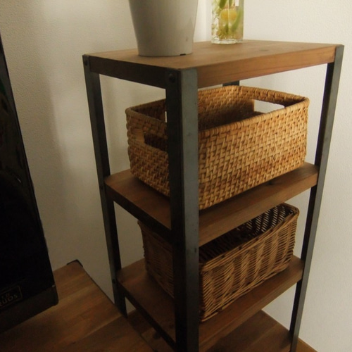 無垢材とアイアン（鉄）の4段ラックワゴン / 整理収納 / リビング 玄関