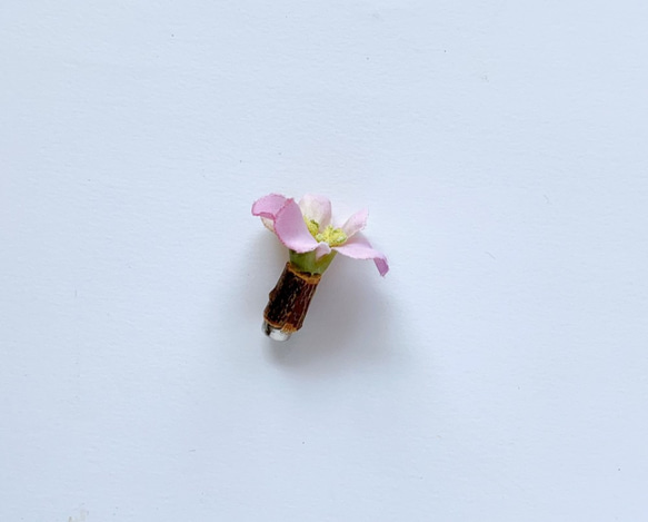 【送料無料】ピンクのお花のマグネットボード　壁掛け　玄関　廊下　キッチン　アーティフィシャルフラワー 4枚目の画像