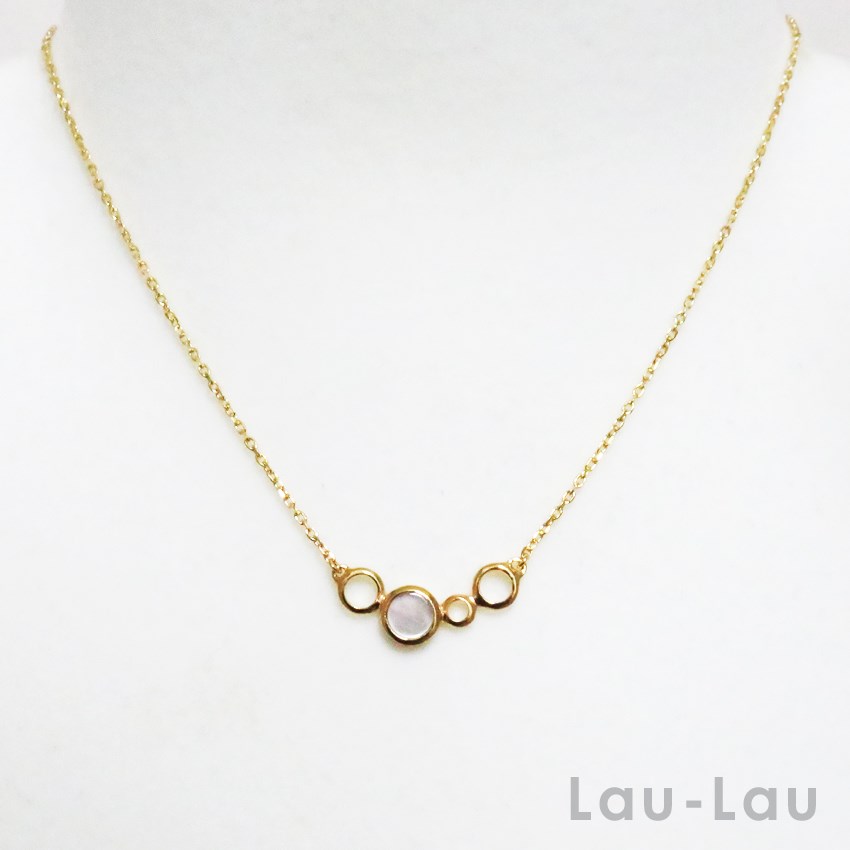 シロチョウシェルバブルネックレス