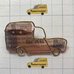 車のブローチ（ルノー4フルゴネットのイメージ） 4枚目の画像