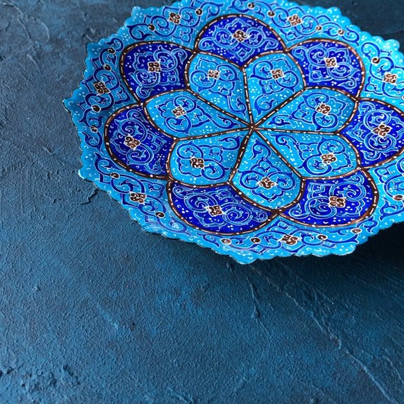 ペルシャのエナメル皿　ジュエリートレイ　Φ12ｃｍ【ミーナーカーリー003】 4枚目の画像