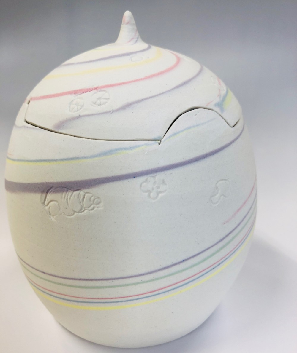 メモリアルポット（ペット・小型犬・猫・小動物の骨壺・陶器）パステルカラー、可愛いスタンプ模様　№10（お手元供養）