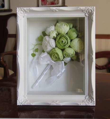 ラナンキュラスのブーケ型エレガントアレンジ