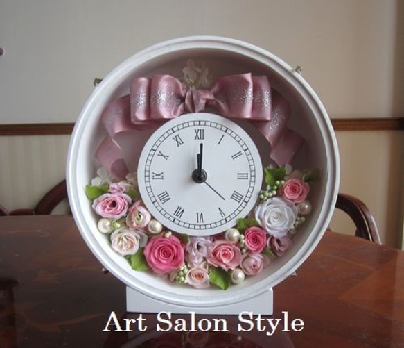 【プリザーブドフラワー】花時計(丸型)　リボンピンク　ウエディングの贈呈花 1枚目の画像