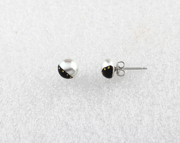 end color earrings black 2枚目の画像