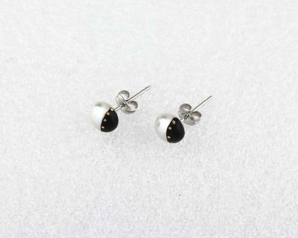 end color earrings black 4枚目の画像